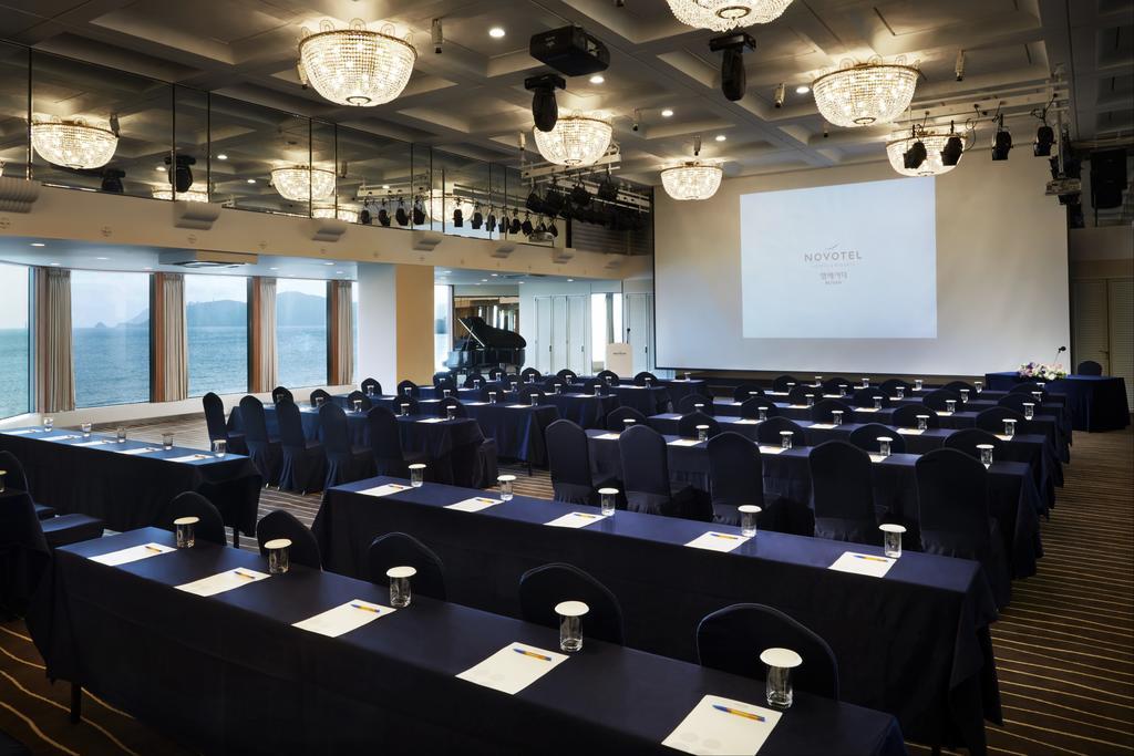 Grand Josun Пусан Екстер'єр фото The 2011 conference